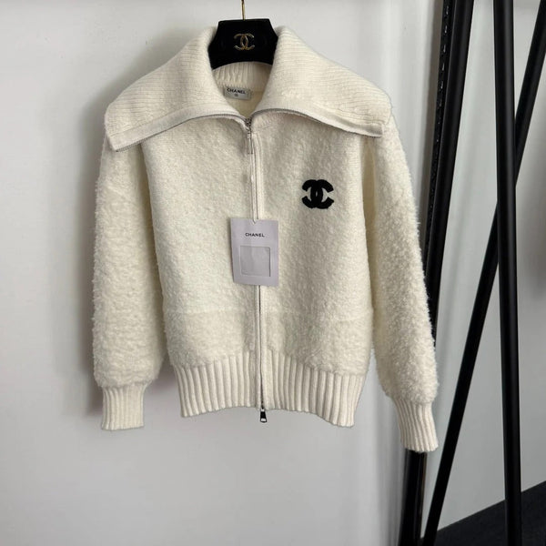 CHANEL 25S CARDIGAN 561