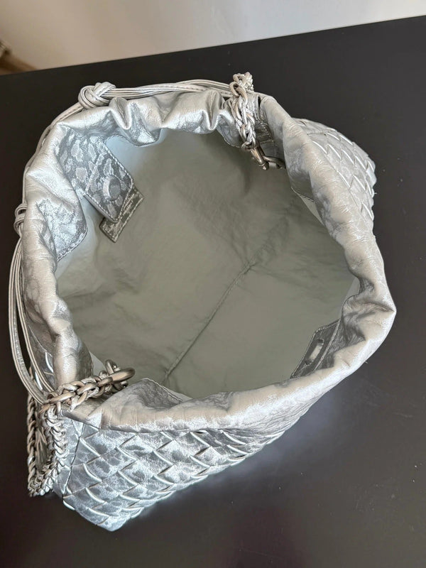 Bottega Veneta 2026 Dustbag 33cm Argent Intrecciato Lamina Cuir Satiné
