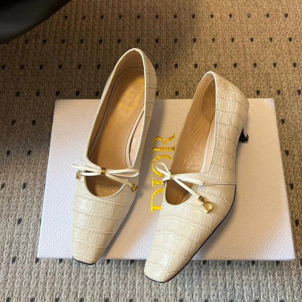 CD 26s Low Heel Pump 30 Beige Cowhide 651161