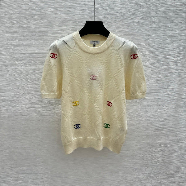 Chanel 2026 Col Rond Tricoté Manches Courtes Laine 132741