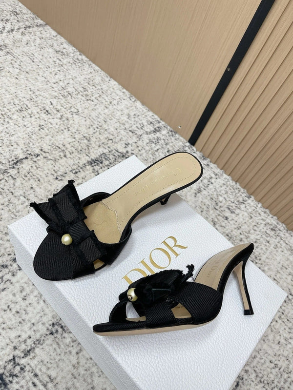 CD 26s Mocassins à talons hauts 75 Noir Beige Toile Cuir 643490