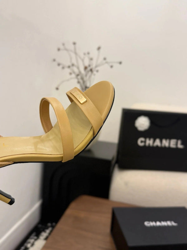 CC 26s Sandales 80 Cuir d'agneau beige 183529