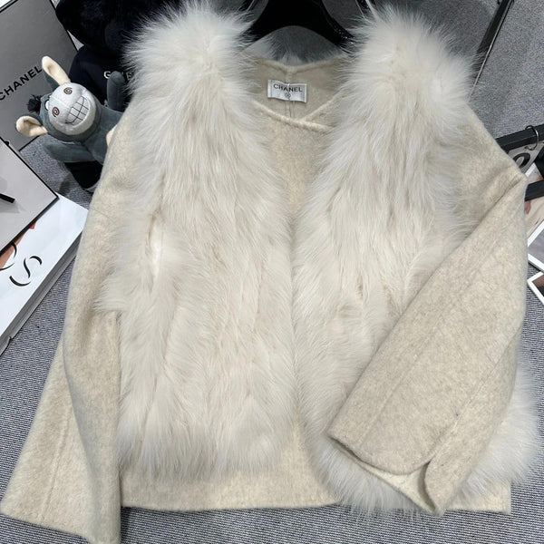 CHANEL VESTE RÉVERSIBLE EN FOURRURE DE RENARD 25S 592