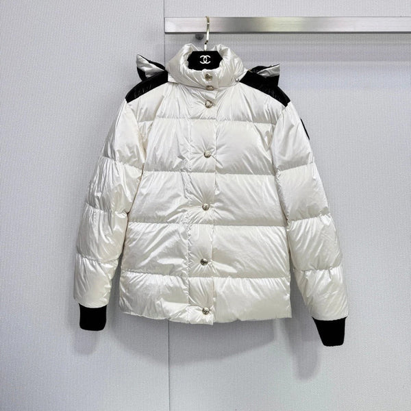 CHANEL VESTE DE SKI 25S 437