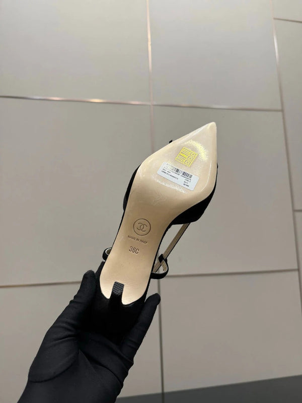CC 26s Escarpins à bride arrière 65 Daim Noir Cuir de vachette 651326