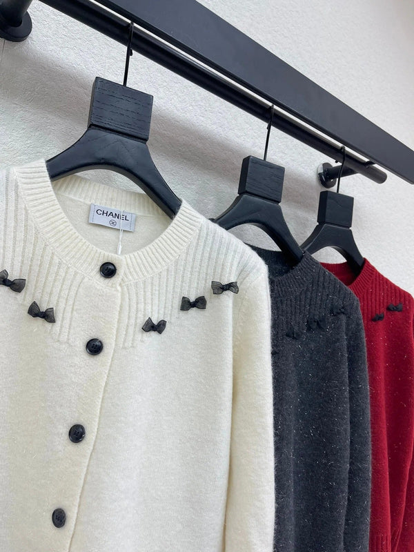 Gilet en laine CC 26 avec petit nœud 331297