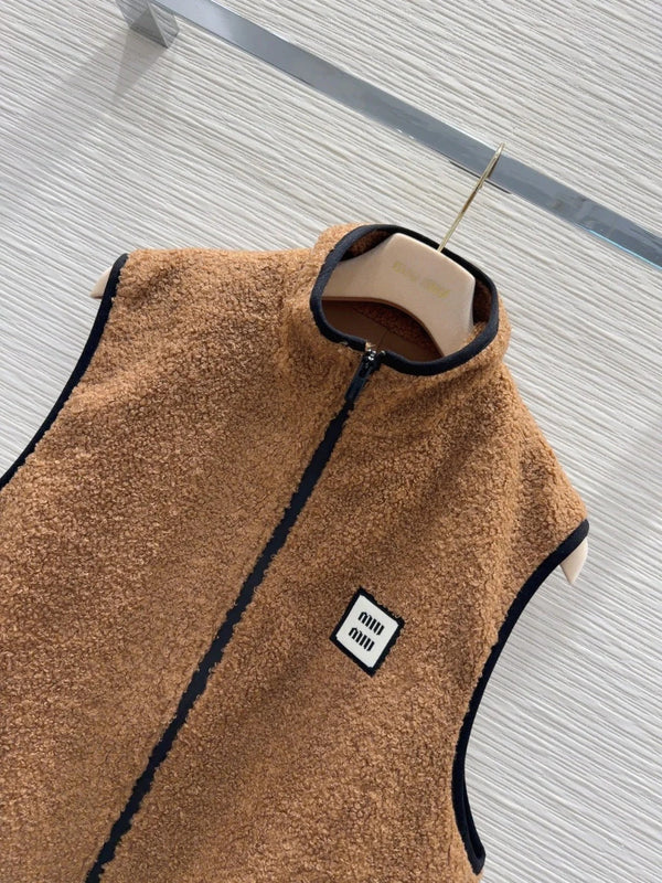 GILET MIUMIU MODÈLE 800
