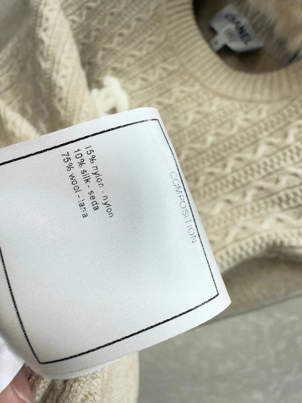 PULL AVEC FOULARD CHANEL 25S 522