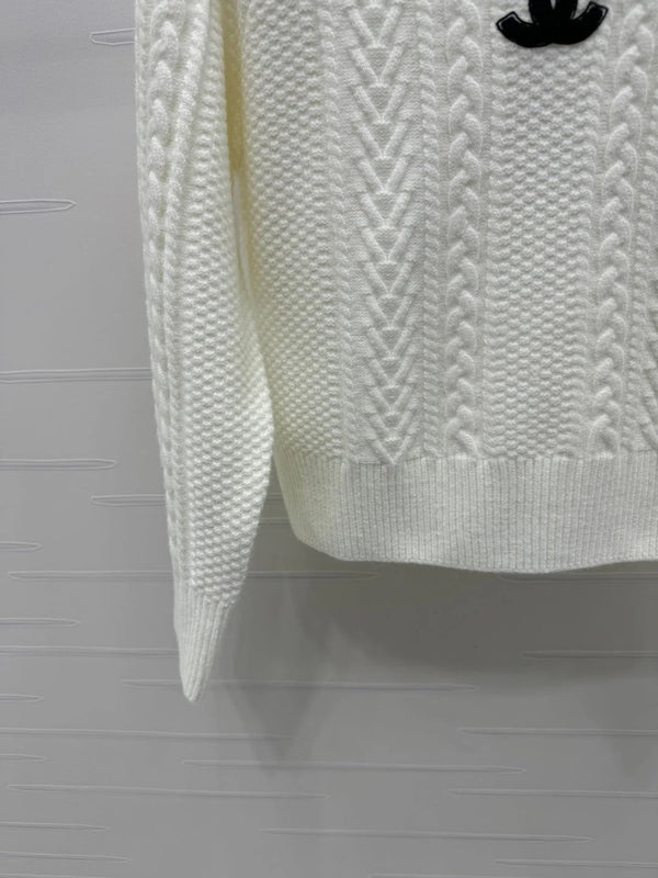 PULL EN MAILLE CHANEL 25S 467