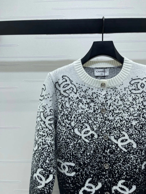 CHANEL 25S CARDIGAN VESTE 639
