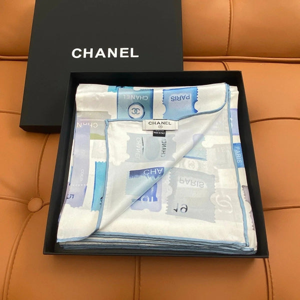 CHANEL 25S SCARF 90 IN SILK 703702