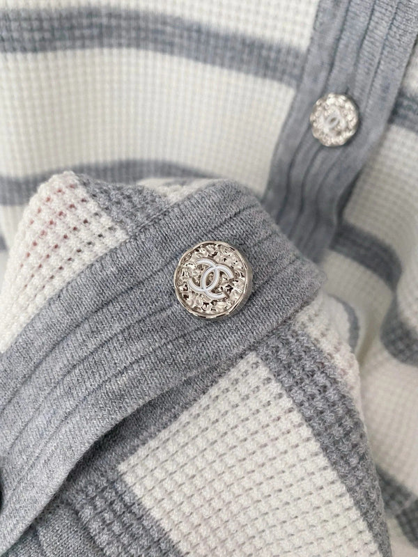 CHANEL 25S CARDIGAN STYLE 138