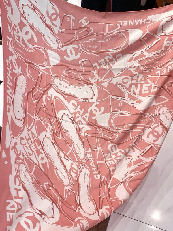 CHANEL 25S SCARF 135 CM IN CASHMERE SILK 941789