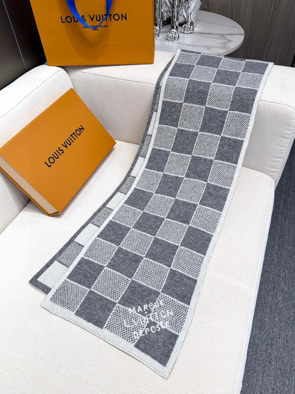 LV SCARF 180 CM IN CASHMERE 682078