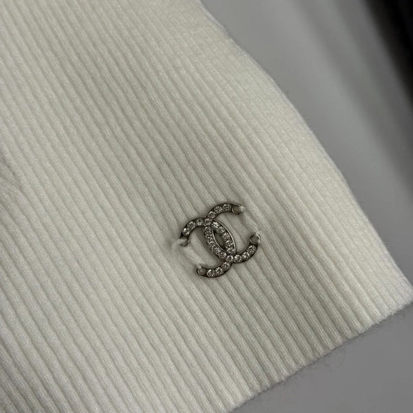 CHANEL 25S TOP À BRETELLES 559