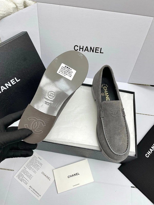 CC 26s Mocassins Double C Daim Gris 645305