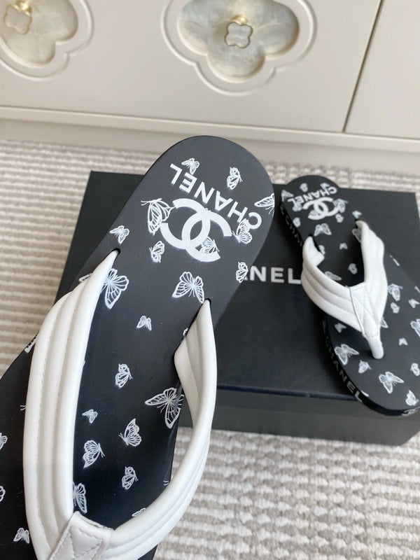 CC 26s Thong Sandals Black White Rubber Leather 647684