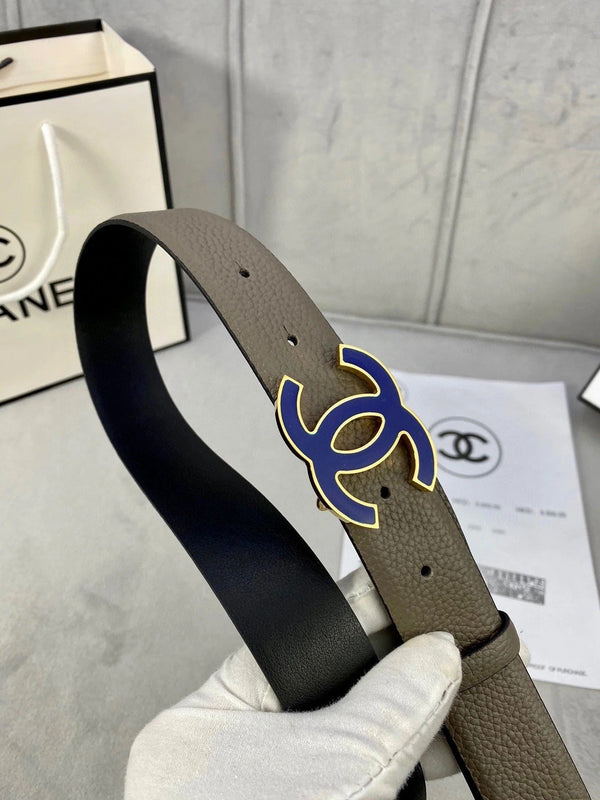 CINTURA CC 30MM IN PELLE DI VITELLO MARRONE MOCA CON LOGO BLU NAVY