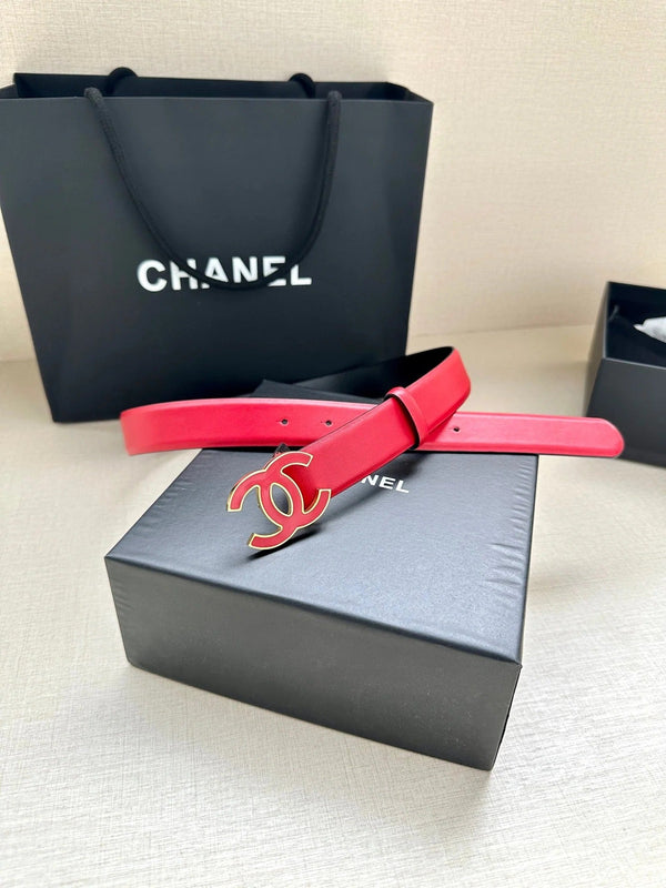 CINTURA CC 30MM IN PELLE DI VITELLO LISCIA ROSSO CILIEGIA CON FERRAMENTA IN METALLO