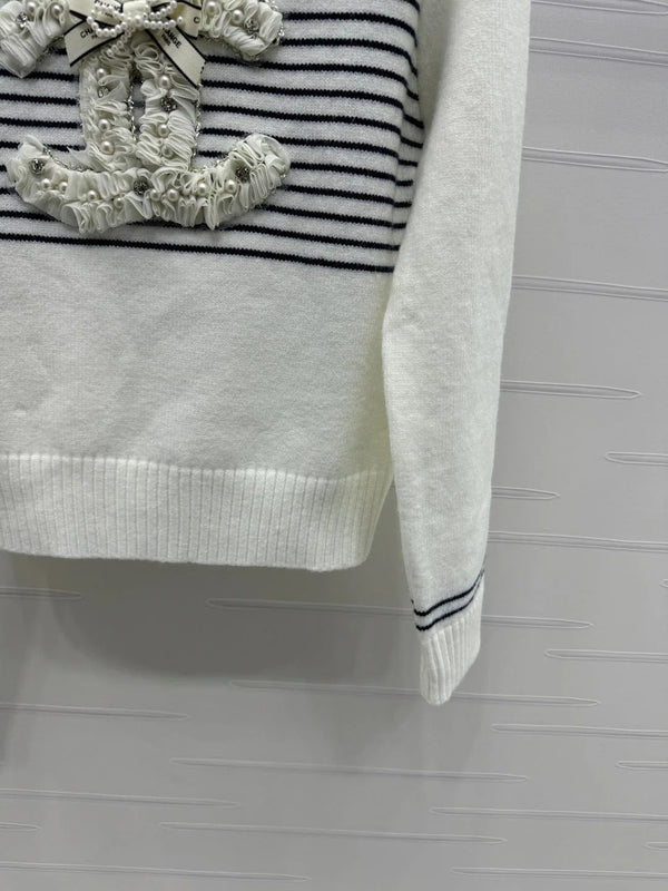 CHANEL CREW NECK LONG-SLEEVE KNIT SWEATER 274953