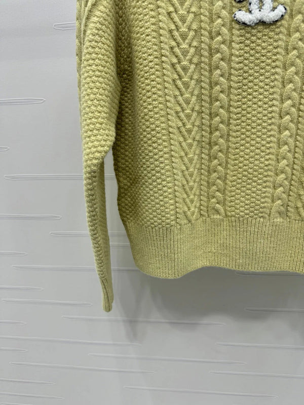 PULL EN MAILLE CHANEL 25S 469