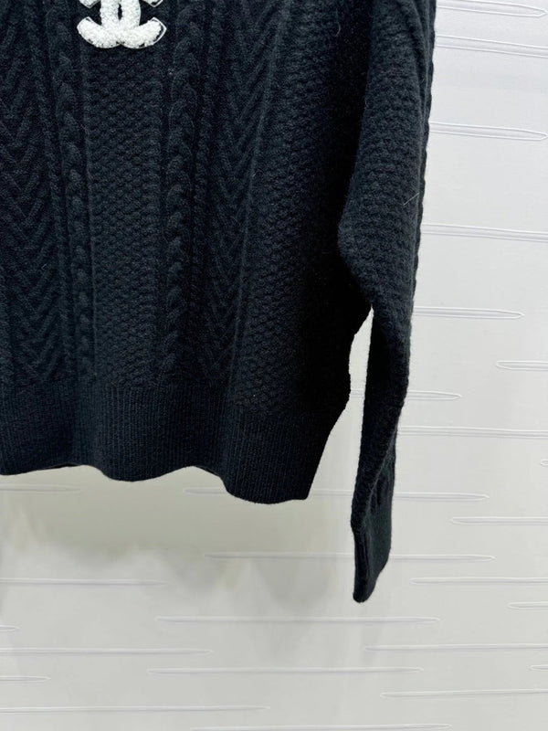 PULL EN MAILLE CHANEL 25S 468
