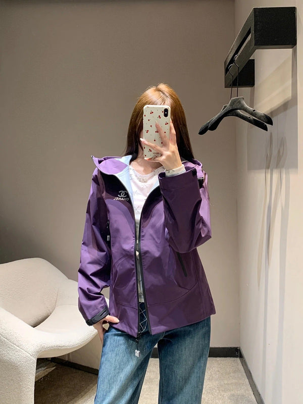 CHANEL 25S VESTE DE SPORT À CAPUCHE 446