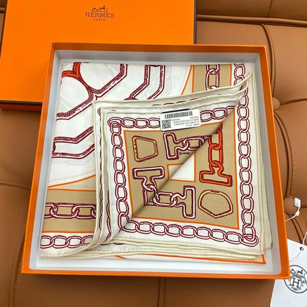 HERMES 25S SCARF 90 IN SILK 703666