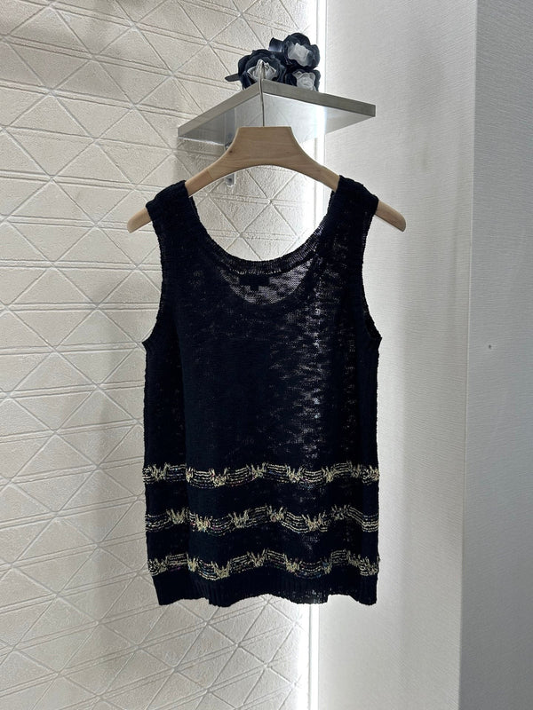 CHANEL SLEEVELESS TOP 272290