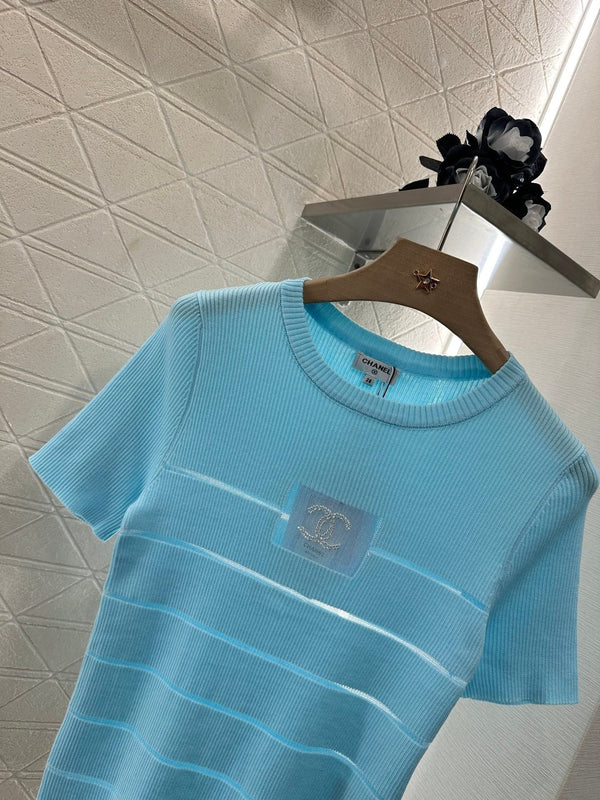 CHANEL FITTED SHORT-SLEEVE KNIT TOP 276494
