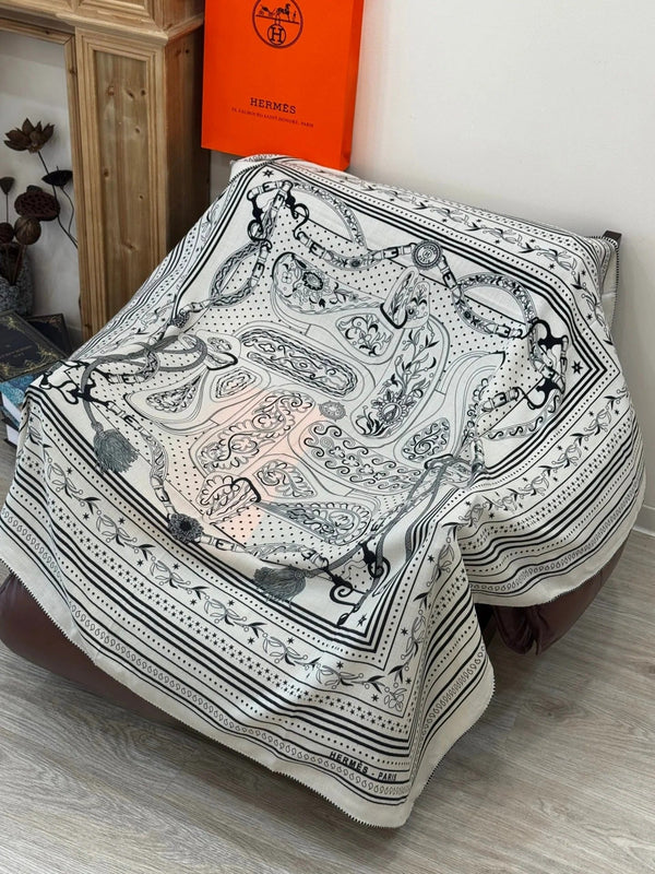 HERMES 25S SCARF 140 IN CASHMERE SILK 727316