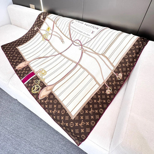 LV SCARF 140 CM IN SILK 721536