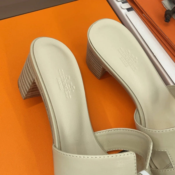 HM 26ss Sandales Oran 45 Cuir de veau beige clair 607226