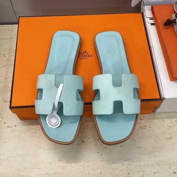 HM 26ss Sandales Oran en Cuir de Veau Bleu Ciel Clair 607233