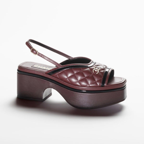 sandali in pelle di agnello nera bordeaux