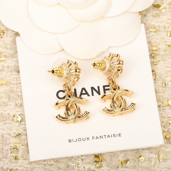 ORECCHINI A PENDENTE CON DIAMANTI MULTIPLI IN ORO E GIRASOLE CC