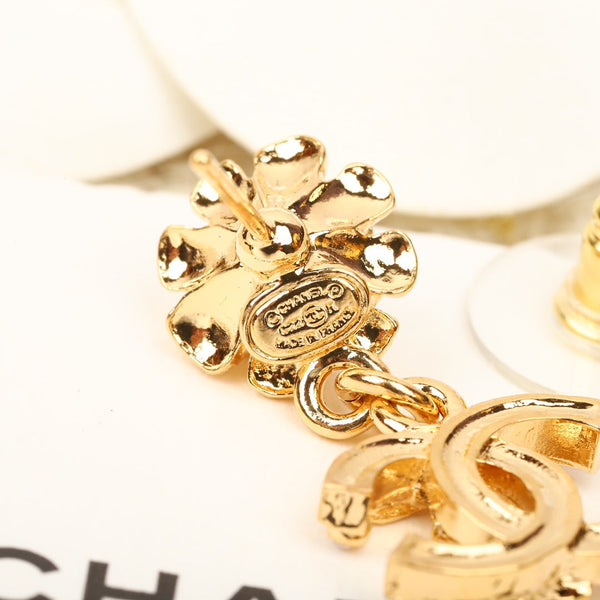 ORECCHINI A PENDENTE CON DIAMANTI MULTIPLI IN ORO E GIRASOLE CC