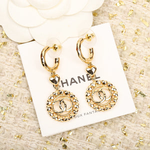 BOUCLES D'OREILLES PENDANTES CŒURS MULTIPLES DOUBLE C DORÉES