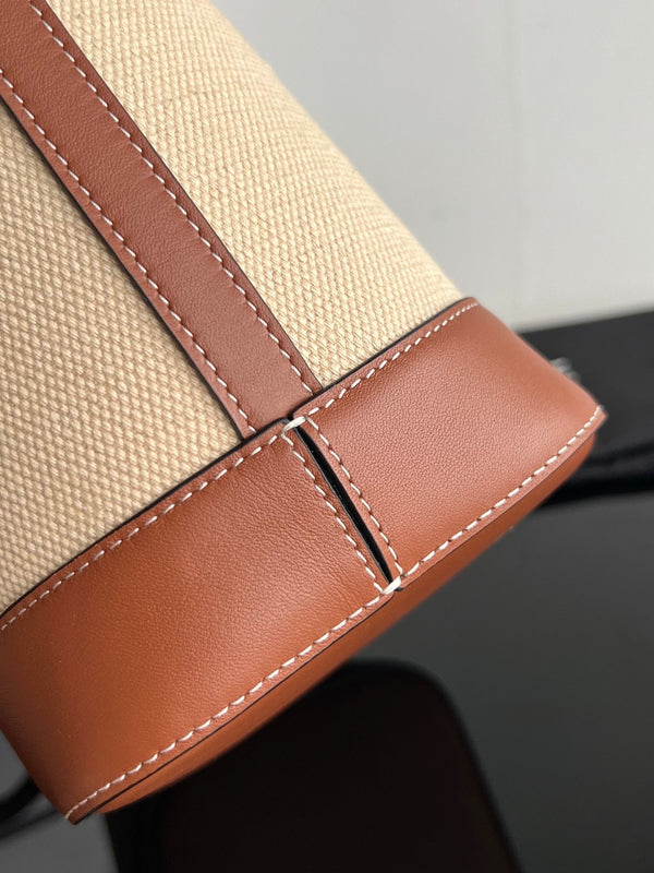 SECCHIELLO PICCOLO CUIR TRIOMPHE 24CM IN TESSUTO A RIGHE E PELLE DI VITELLO TAN