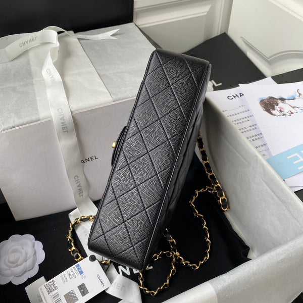 Borsa media classica con patta 23 cm, hardware nero caviale dorato 