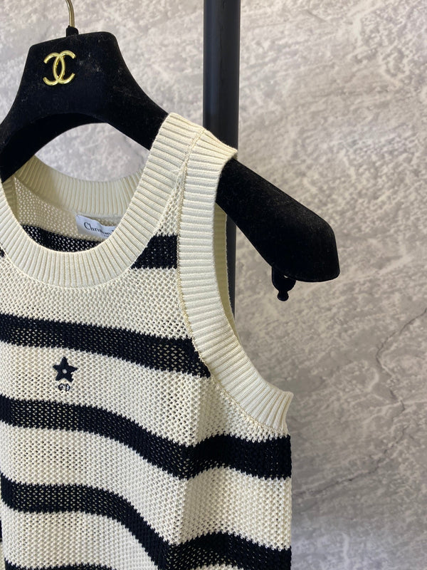Gilet lavorato a maglia cava nero e beige