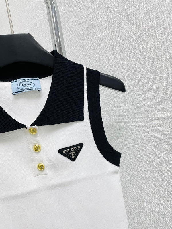 Pra Contrast Colour Lapel Vest