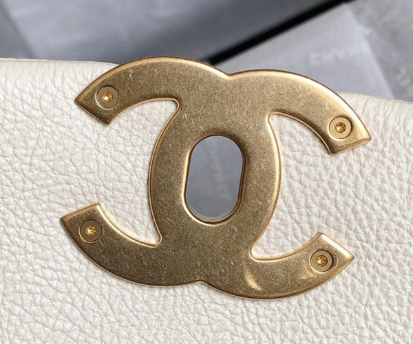 19 BORSA CON PATTA 26 BIANCO NERO PELLE DI VITELLO 