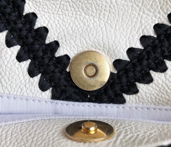19 BORSA CON PATTA 26 BIANCO NERO PELLE DI VITELLO 