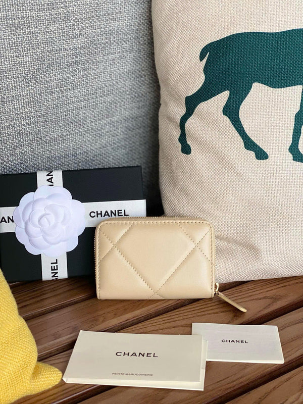 ALV Victorine 19 Zipped Coin Purse Lambskin