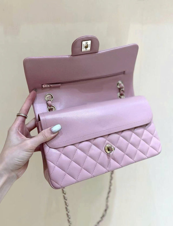 FLAP BAG 23CM PINK LAMBSKIN LIGHT GOLD HARDWARE